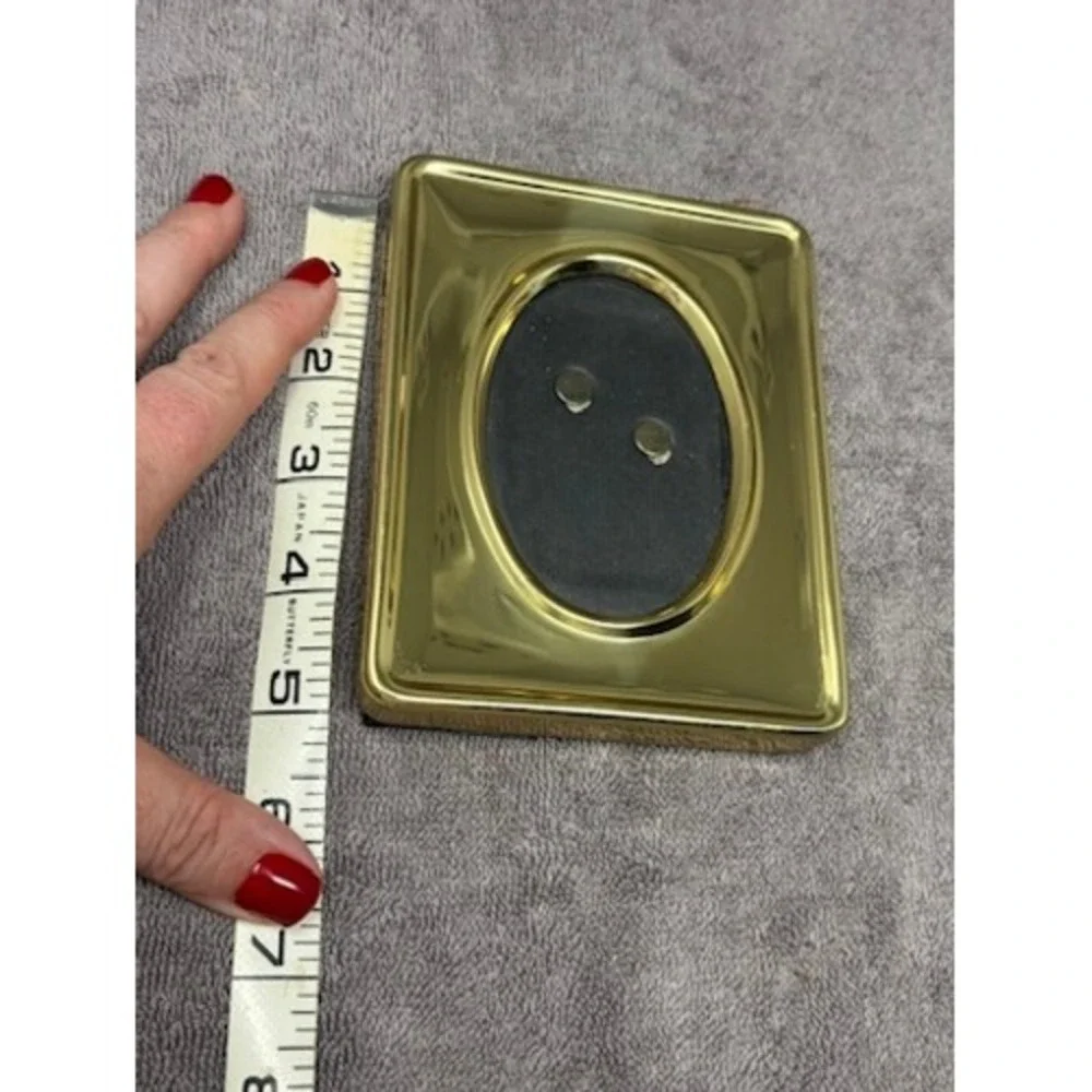 Vintage Gold Tone Metal 4x5 Picture Frame Oval Wallet Photo Tabletop Easel Frame